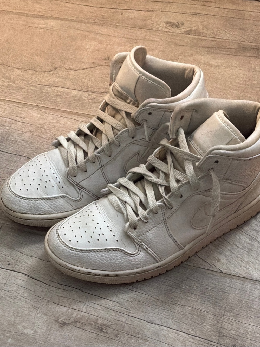 Nike air Jordans woman’s 8 men’s 6.5 unisex shoes